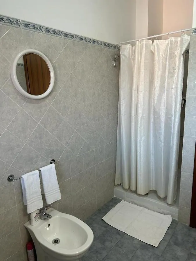 Nina Apartament Giardini Naxos Con Posto Auto 0*,