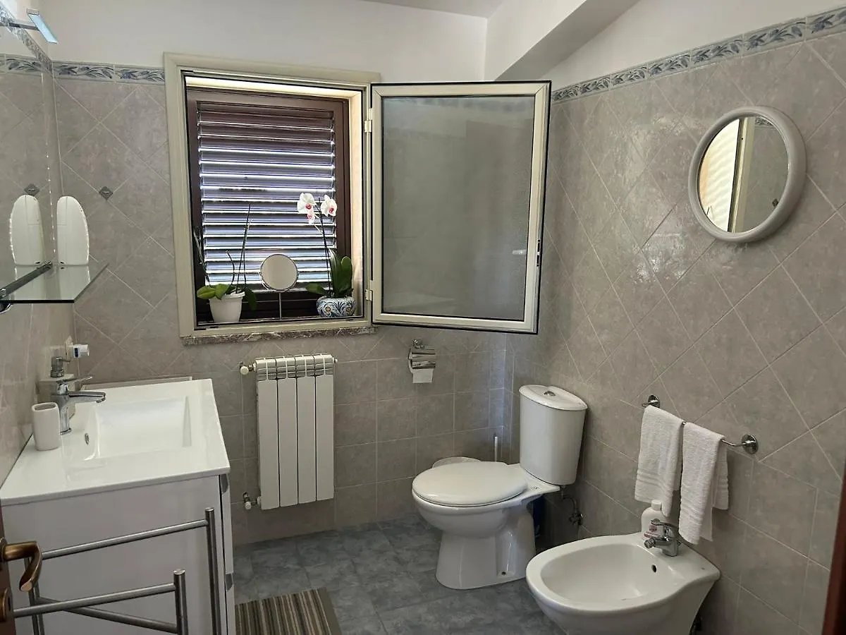 Nina Apartament Giardini Naxos Con Posto Auto Italia