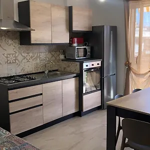 Appartamento Sileno Deluxe, Giardini Naxos