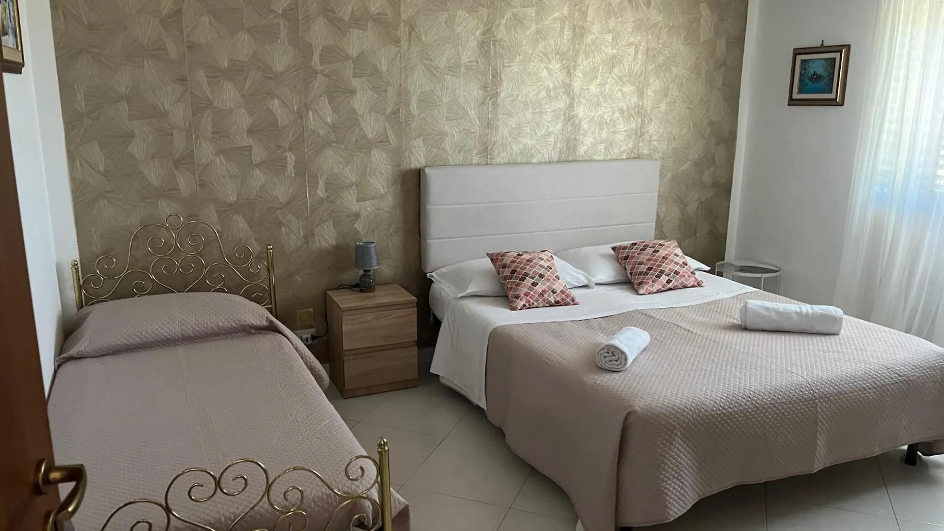 Nina Apartament Giardini Naxos Con Posto Auto شقة